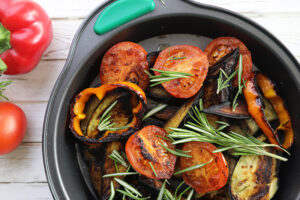 sült zöldségek tepsiben